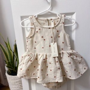 Q by Quincy Mae size 12-18 month NWT